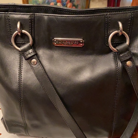 Authentic Coach Handbag - Picture 2 of 4
